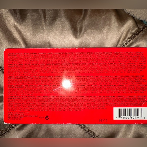 MAC Limited Edition Lipstick Set - Picture 3 of 5